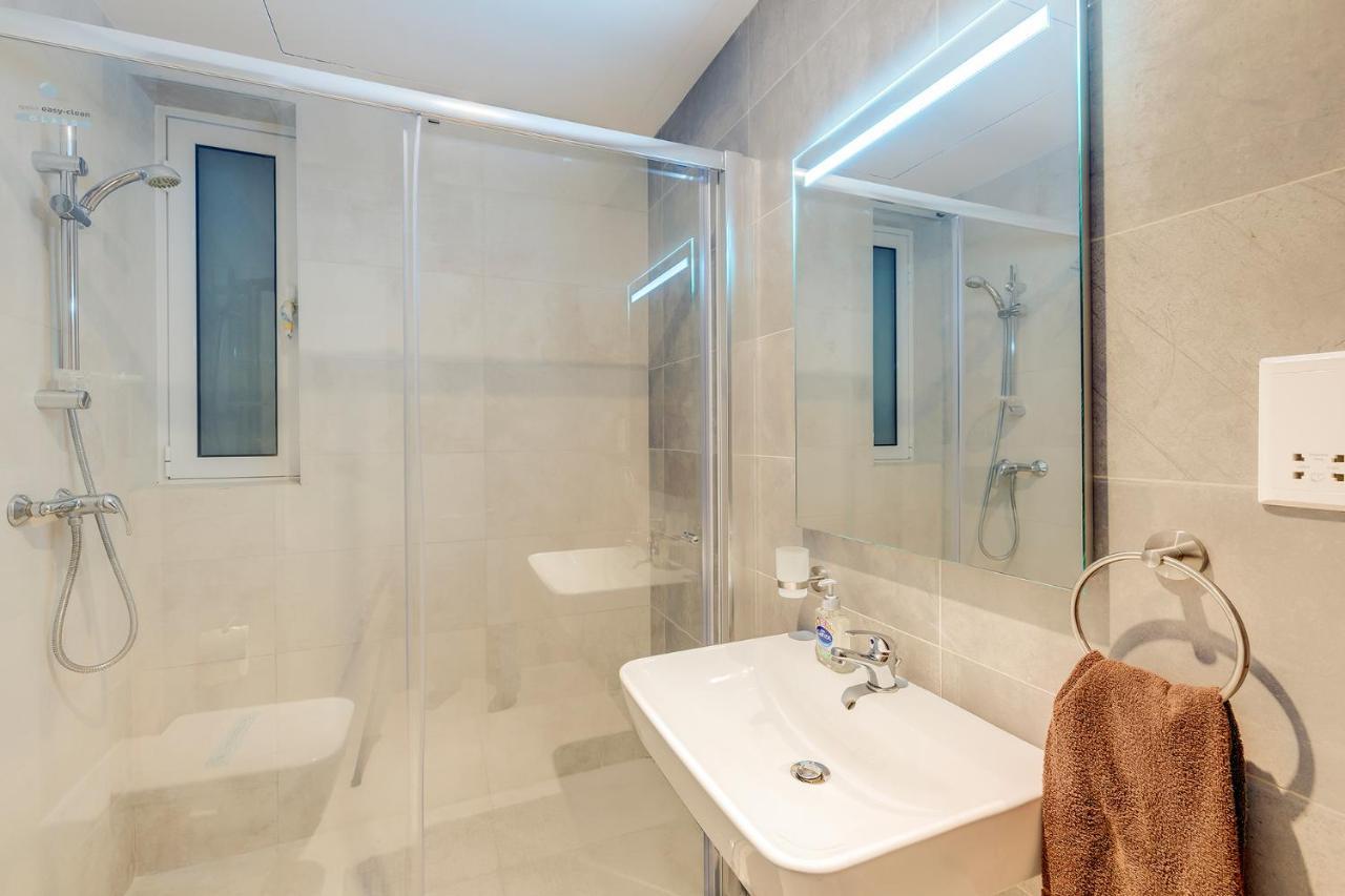 Luxe Apartment With Valletta And Harbour Views Sliema Dış mekan fotoğraf